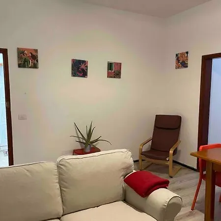 La Marina Beach Tatil Evi